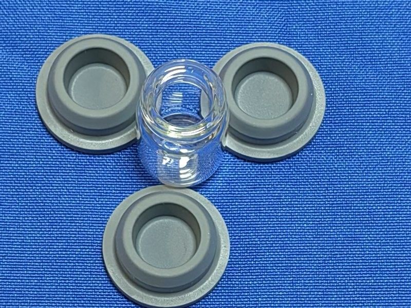 13mm 20mm 32mm 알로겐화 된 냉소화 유리 주사 항생제 병을위한 의료 부틸 고무 막대