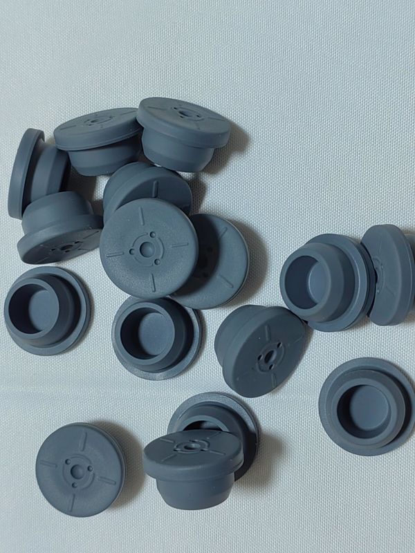 13mm 20mm 28mm 32mm 의약품 패키지 세탁 할 수 없는 비생성 의료 부틸 고무 막대 유리 병 주사용
