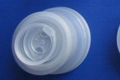 30mm 32mm 의약품 Lvp 투여 병 비 PVC 투여 가방 유로 캡 PP 유로 헤드 캡 BFS 병 캡