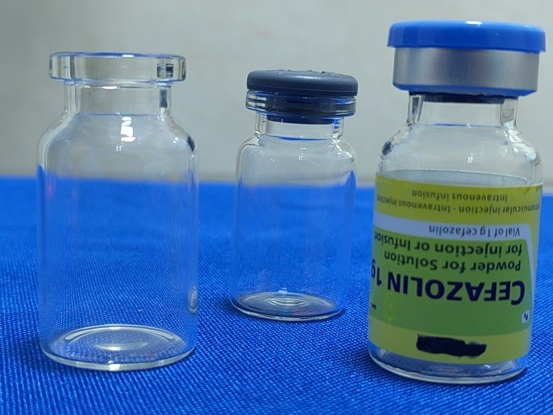 5ml 7ml 10ml 선명한 살균성 의약품 유리 병 목을 쪼그라기 의약품 튜블 유리 병 주입 용